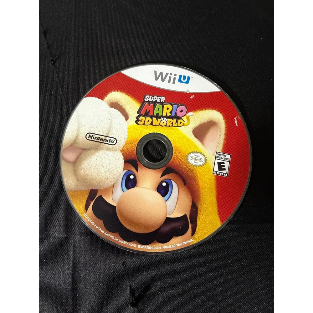 Nintendo Super Mario 3D World Wii U Red Excellent Disc Only WUP-P-ARDE-USA-0